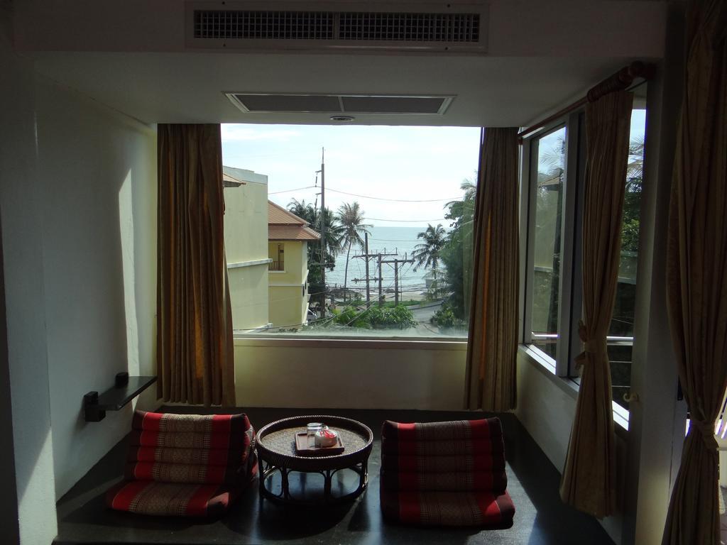Porterhouse Beach Hotel Patong Szoba fotó