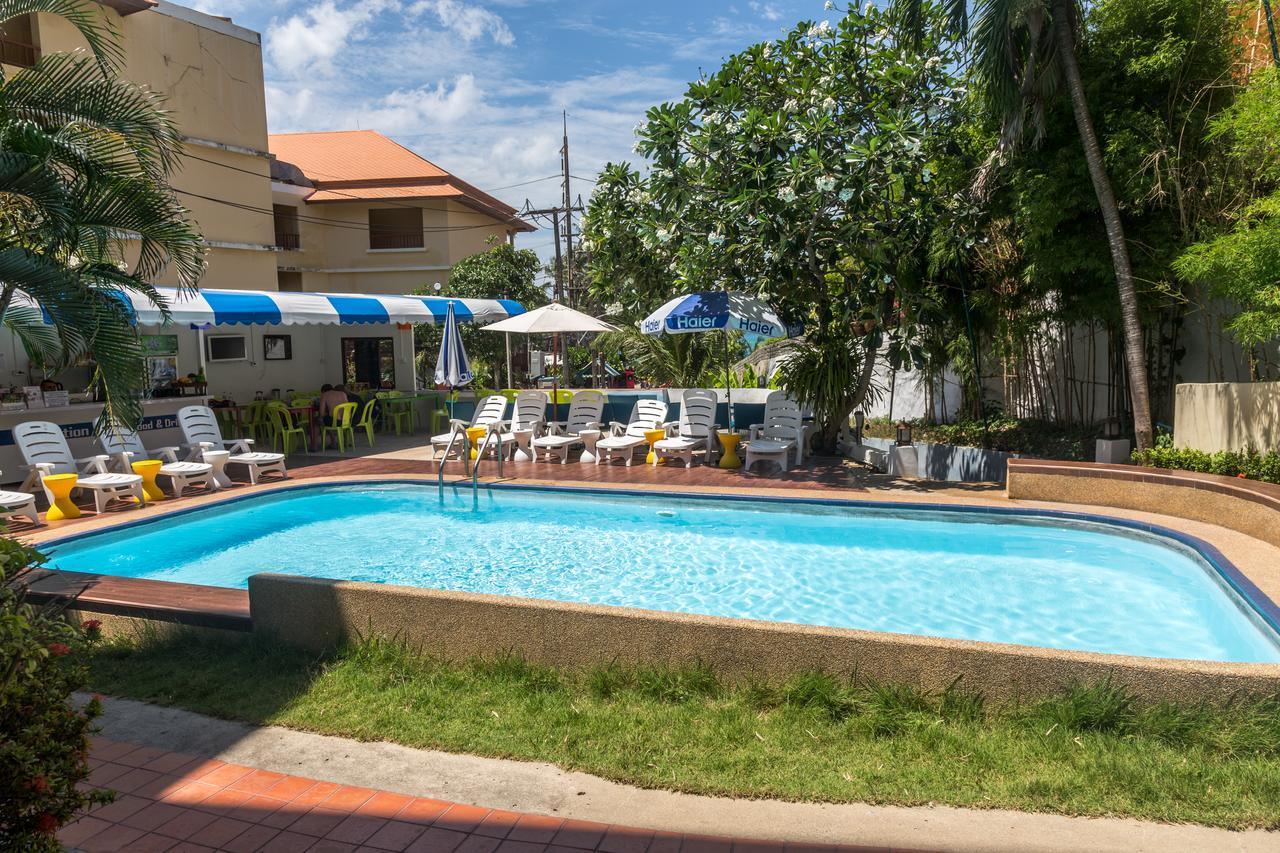 Porterhouse Beach Hotel Patong Kültér fotó