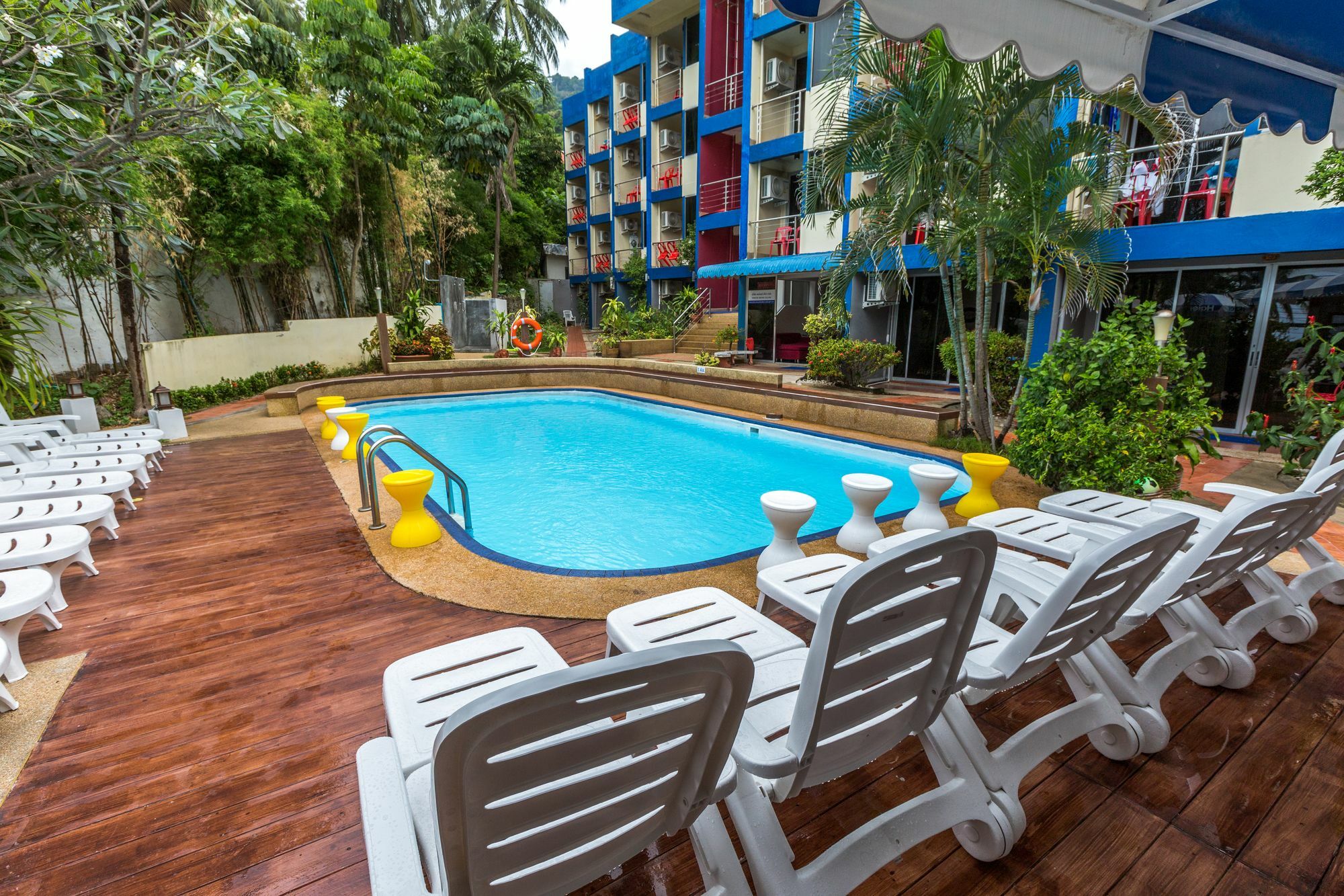 Porterhouse Beach Hotel Patong Kültér fotó